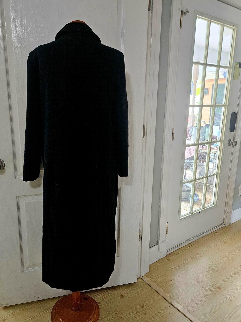 ANDREA COLLECTION Black Long Single-Breasted Trench Coat - Picture 3 of 8